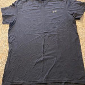 Men’s Tactical HeatGear® Compression V-Neck T